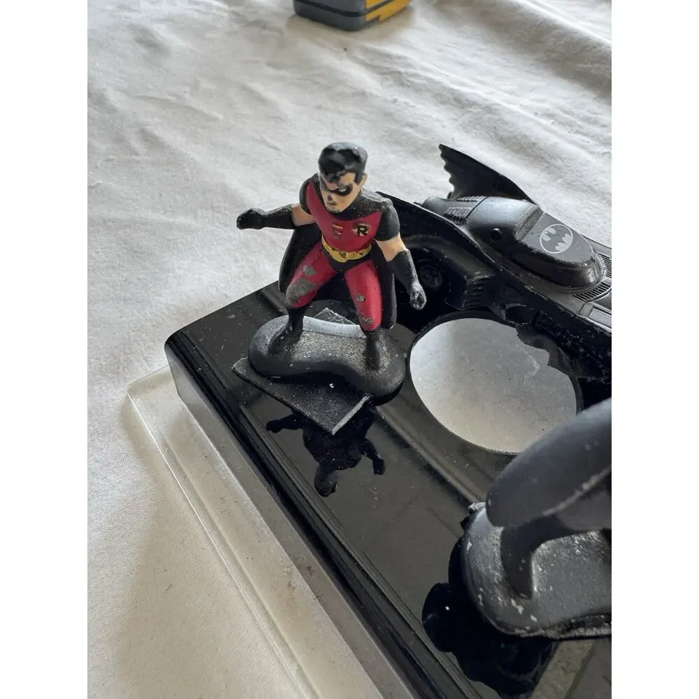 Hasbro Robin metal figurine Batman Batmobile Vehicle and Figure Set Vintage